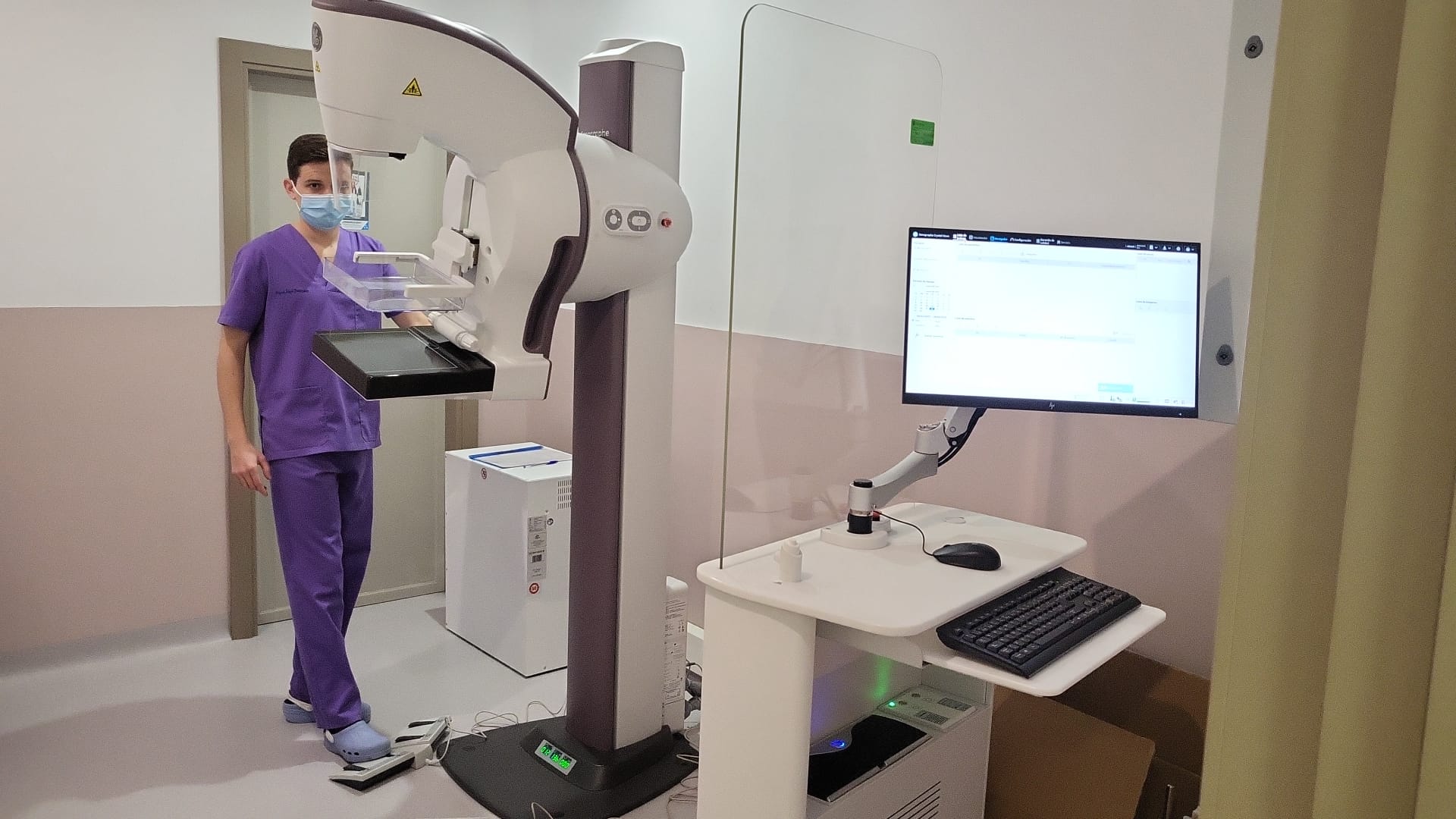 Hospital Parque Vegas Altas incorpora un mamógrafo de última generación